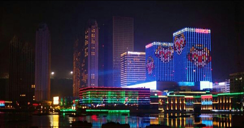 户外亮化灯具LED点光源与LED灯带有哪些区别？(图1)